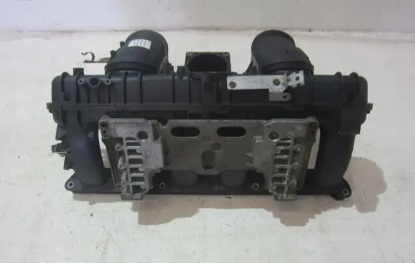 BMW X3 F25 Intake manifold 11617584525