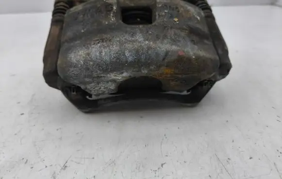 Volkswagen Golf VIII Front brake caliper