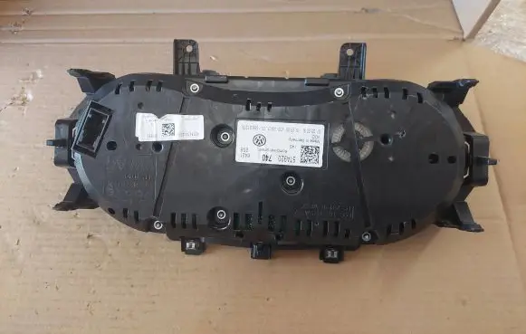 Volkswagen Touran II Speedometer (instrument cluster) 5TA920740 1655021278