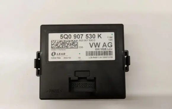 Volkswagen Golf VII Other control units/modules 5Q0907530K