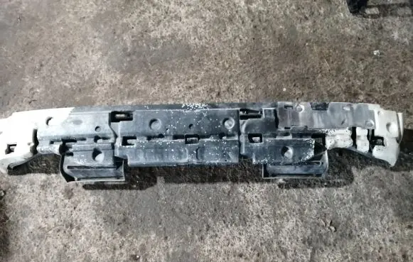 Volvo V70 Rear bumper foam support bar 