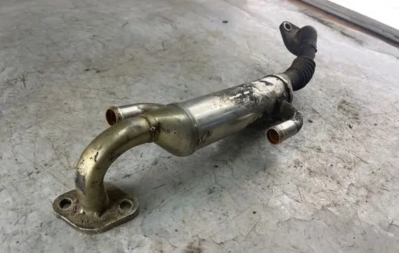 Opel Zafira A EGR valve cooler 8973000880