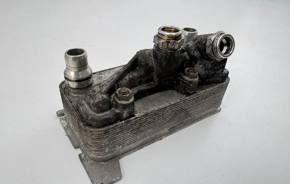 Mercedes-Benz GLC X253 C253 Gearbox / Transmission oil cooler A0995002500 7526718 82447139