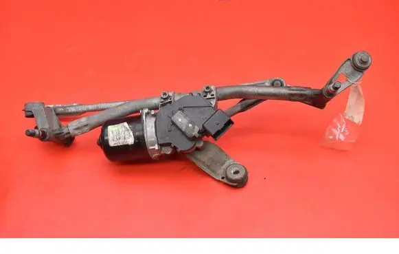 Renault Megane II Front wiper linkage and motor