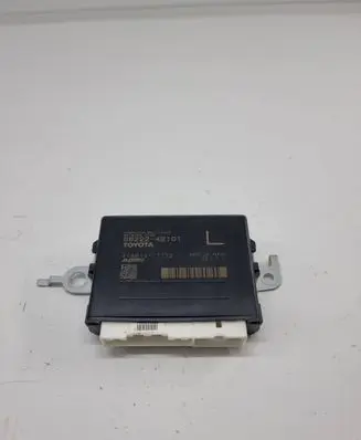 Toyota RAV 4 (XA50) Tailgate/trunk control unit/module 8922242101