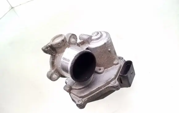 Audi A6 S6 C7 4G Throttle valve 04L131501B