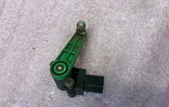 Audi A4 S4 B8 8K Yaw turn rate sensor 1T0907503