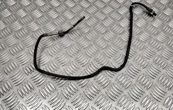 Mercedes-Benz E W212 Exhaust gas temperature sensor 0009057004