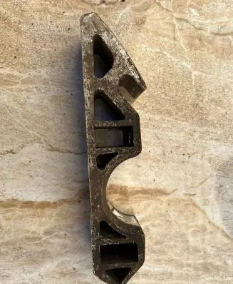 Audi Q7 4L Engine mounting bracket 7L0411063B