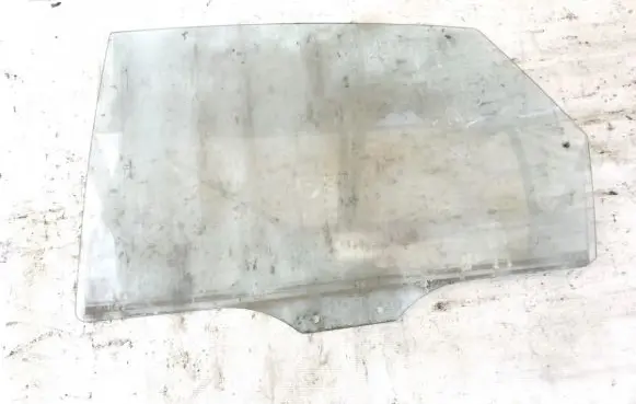 Mazda 626 Rear door window glass