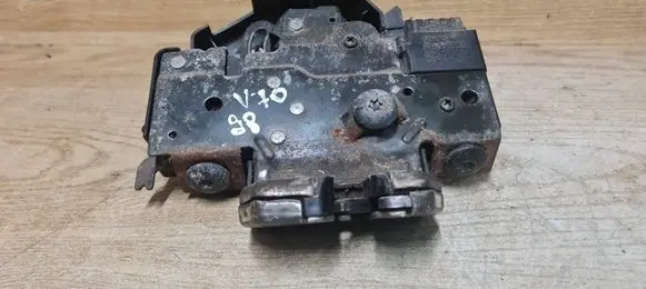 Volvo S70 V70 V70 XC Loading door lock 9152637
