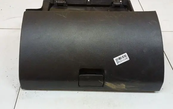 Chevrolet Captiva Glove box 96630065