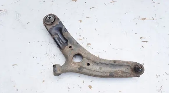 Hyundai ix20 Front lower control arm/wishbone