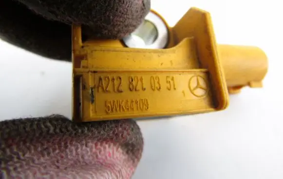 Mercedes-Benz E W212 Airbag deployment crash/impact sensor A2128210351