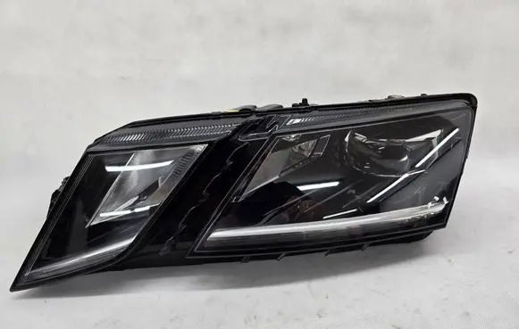 Skoda Octavia Mk3 (5E) Headlight/headlamp 5E1941015D