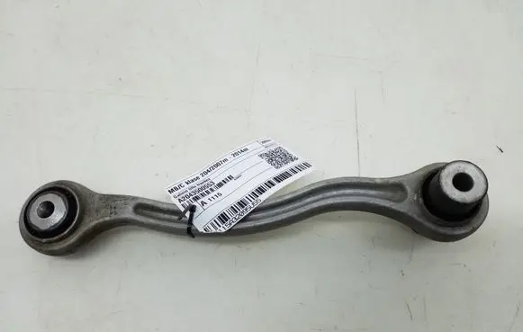 Mercedes-Benz C W204 Rear control arm A2043500553