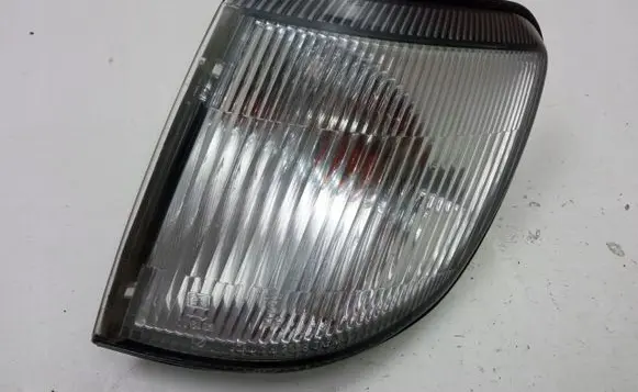 Subaru Forester SF Front indicator light 84101FC010
