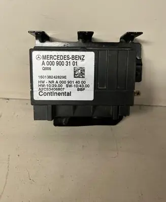 Mercedes-Benz C W204 Fuel injection pump control unit/module A0009003101 160138242829E A0009014000