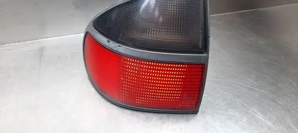 Renault Laguna I Rear/tail lights 7700820052