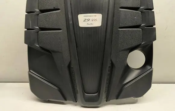 Porsche Macan (95B) Engine cover (trim) 95B103925