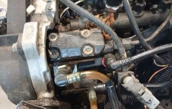 Renault Scenic I Fuel injection high pressure pump 0445010018