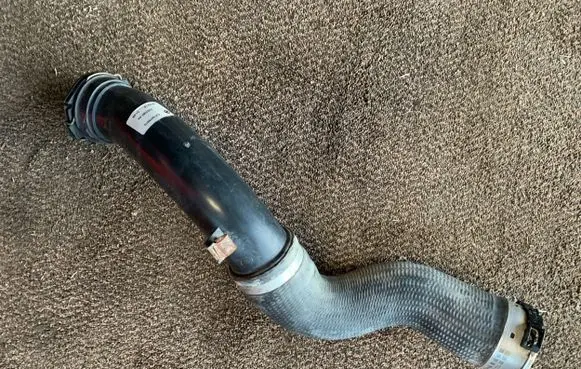 BMW 1 F20 F21 Intercooler hose/pipe 7597587
