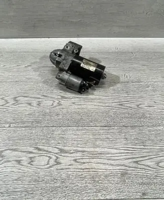 BMW 5 F10 F11 Starter motor 8574102 0001148509 20150603