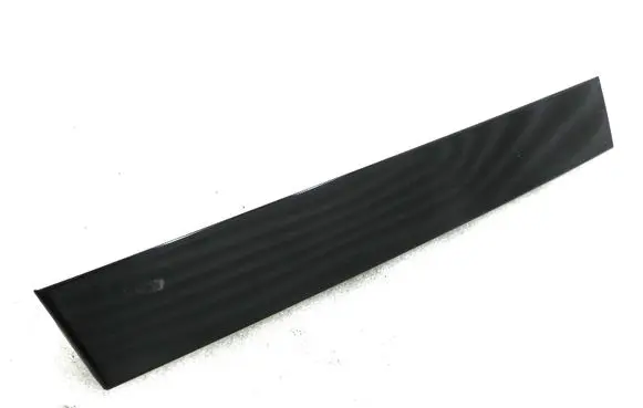 Renault Espace V (RFC) Rear door glass trim molding 822348201R