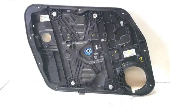 KIA Sportage Front door window regulator with motor 82470F1060