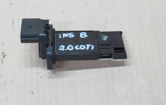 Opel Insignia B Mass air flow meter 23324767