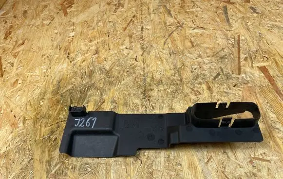 Opel Grandland X Intercooler air guide/duct channel 9821950080