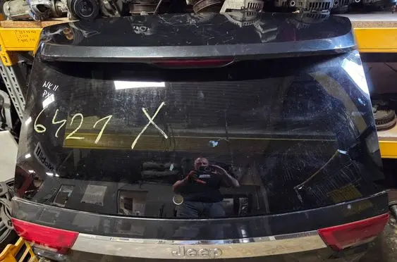 Jeep Grand Cherokee Tailgate/trunk/boot lid