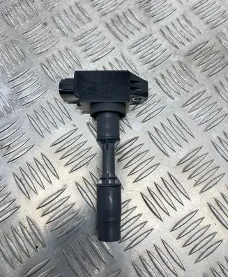 Suzuki Swift III High voltage ignition coil 099700304 010923 200513010923