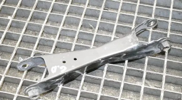 BMW i3 Rear upper control arm/wishbone