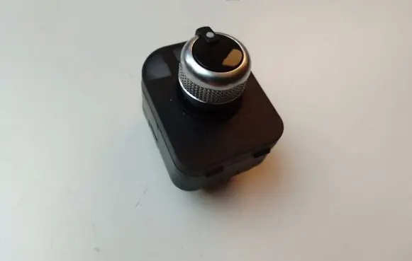 Audi A7 S7 4G Wing mirror switch 8J0959565B
