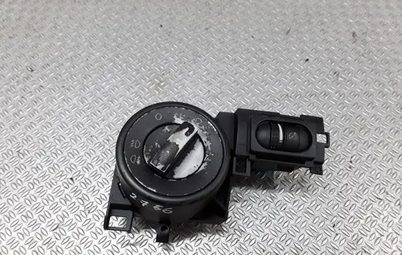 Volkswagen Touareg I Light switch 7L6858903T