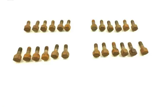 Iveco Daily 35.8 - 9 Nuts/bolts 