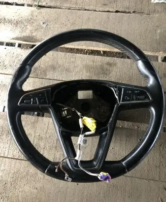 Seat Leon (5F) Steering wheel