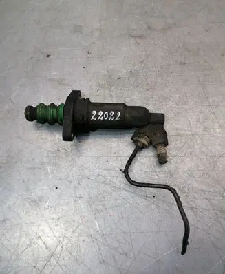 Skoda Octavia Mk1 (1U) Clutch slave cylinder 1J0721261D