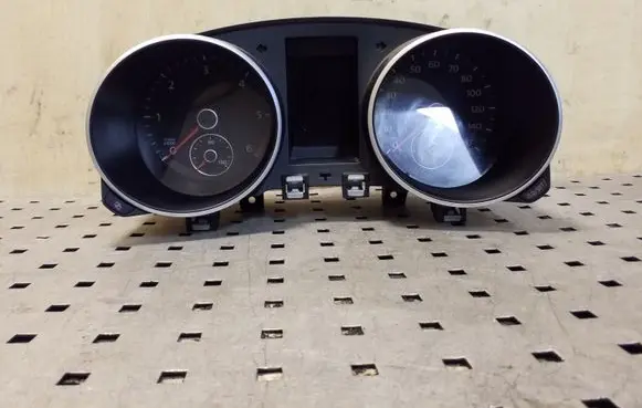 Volkswagen Golf VI Speedometer (instrument cluster) 5K0920960N A2C53345492 A2C53219792