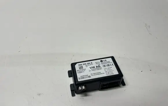 Volkswagen PASSAT B8 Other control units/modules 5NA035284B