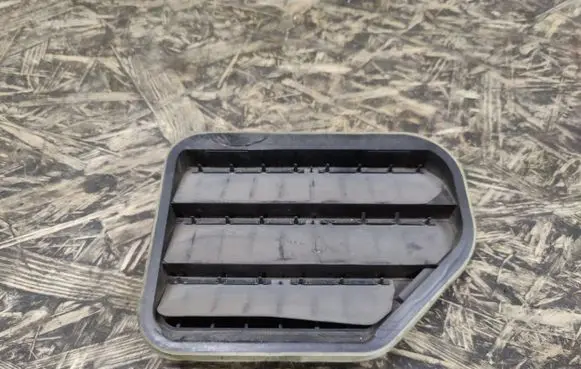 Ford Grand C-MAX Quarter panel pressure vent 7N51A280B62
