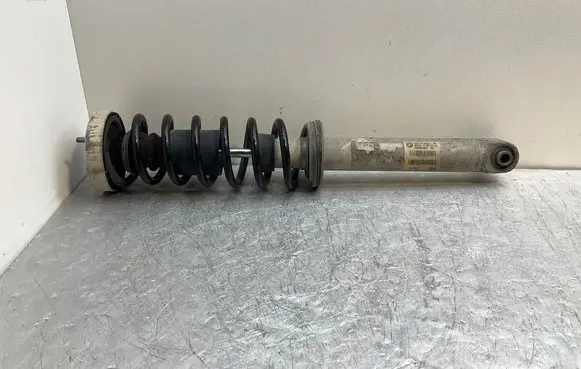 BMW 5 E60 E61 Rear shock absorber with coil spring 6770453 E60H008BX 105413158