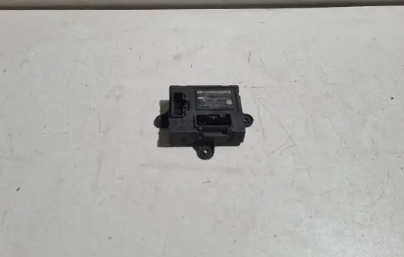 Land Rover Range Rover Sport L320 Door control unit/module BJ3214D618AC
