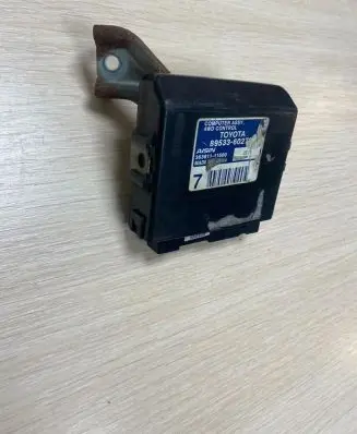 Toyota Land Cruiser (J150) Transfer box differential control unit 8953360270