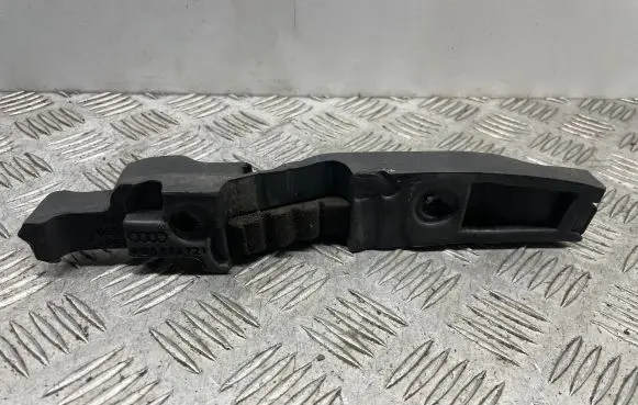 Audi A7 S7 4G Other engine bay part 4G8823721