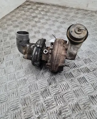 Toyota Avensis T250 Turbo 172010R021