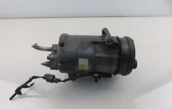 Ford Focus C-MAX Air conditioning (A/C) compressor (pump)