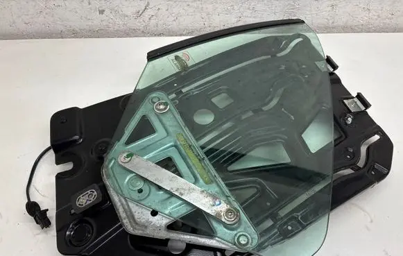 Audi Cabriolet B3 8G Rear door window regulator with motor 8G0839729A