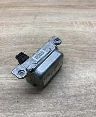Renault Laguna I ESP acceleration yaw rate sensor 8200301391 10098514024